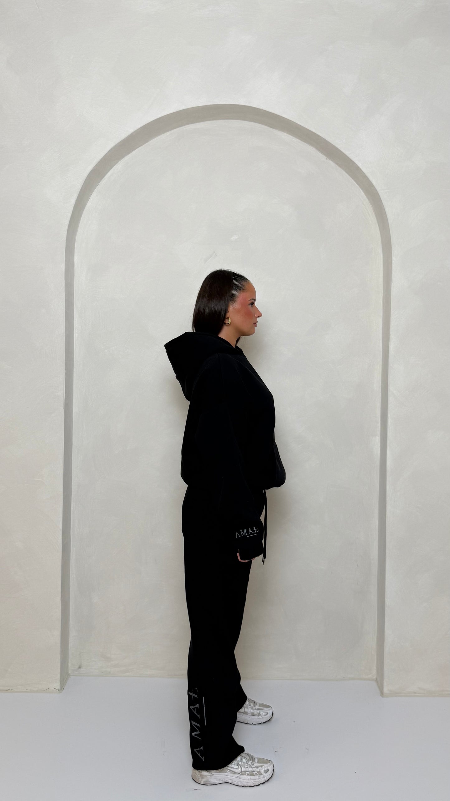 AMAL jogger black